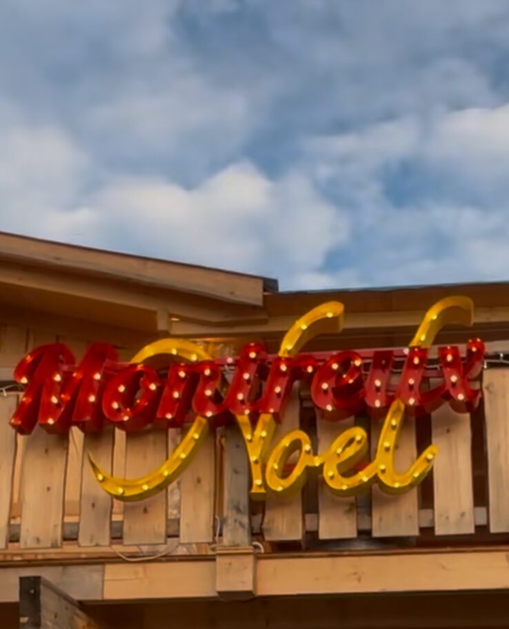 The Montreux Noël sign above the Christmas market