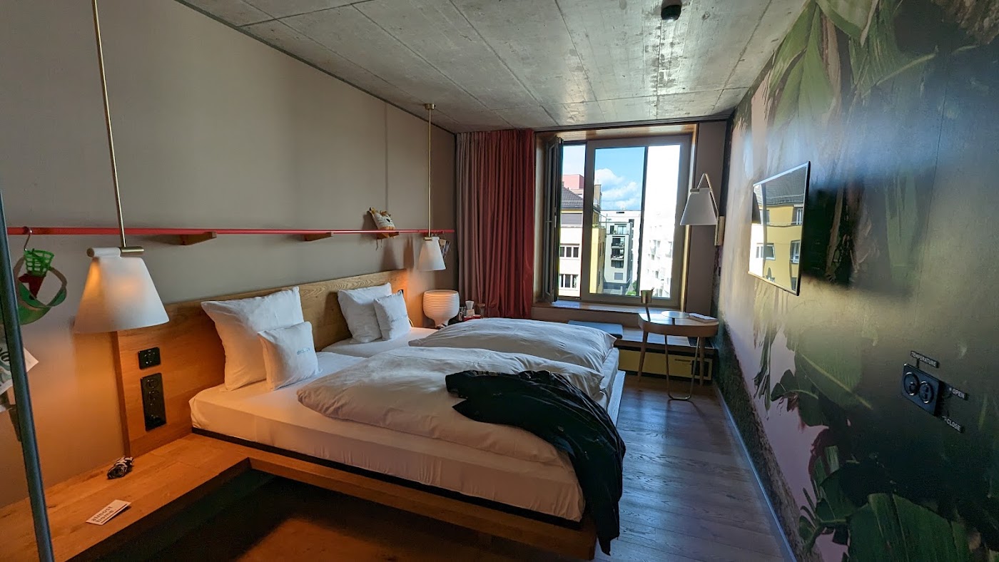 25hours Hotel Zurich Langstrasse, dog-friendly hotel, photo 2
