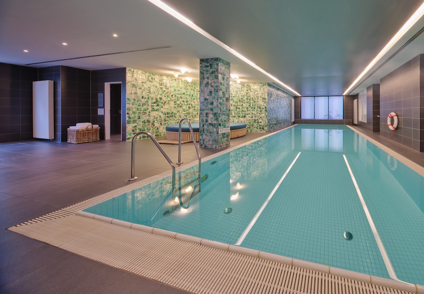 Adina Apartment Hotel Hamburg Michel, dog-friendly hotel, photo 3