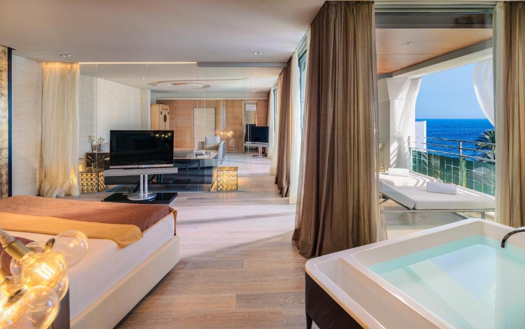 Aguas de Ibiza Grand Luxe Hotel, dog-friendly hotel, photo 5