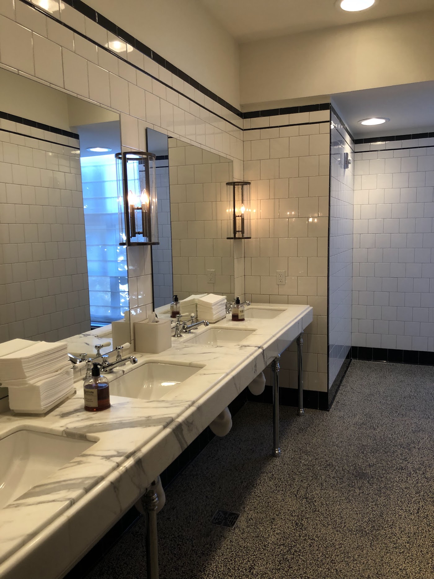 Andaz Miami Beach, dog-friendly hotel, photo 4