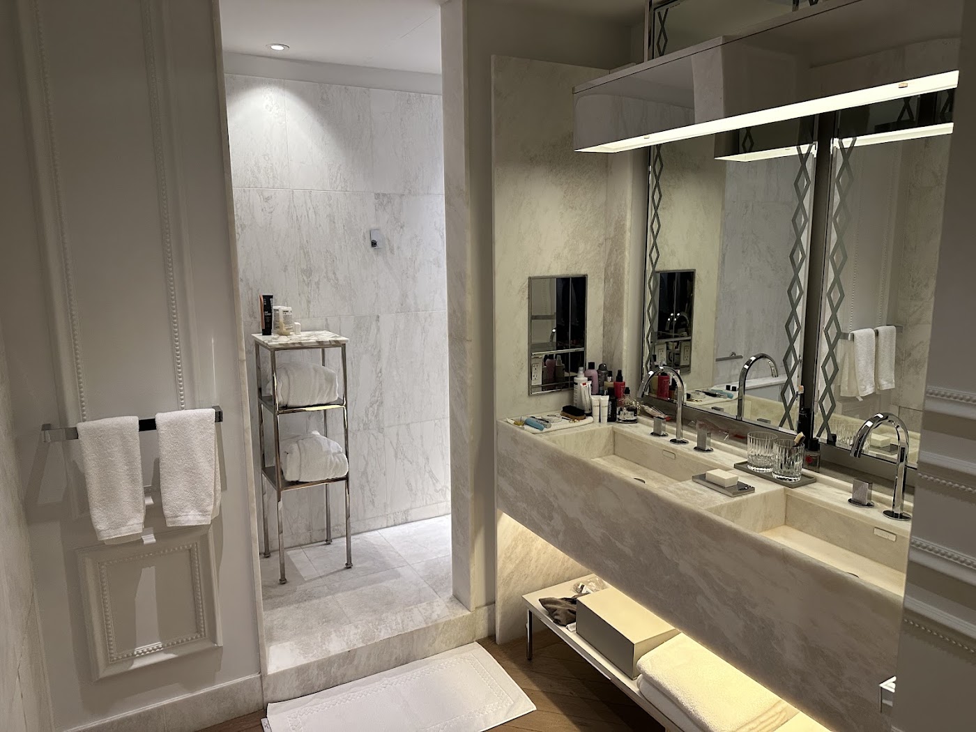 Baccarat Hotel New York, dog-friendly hotel, photo 4