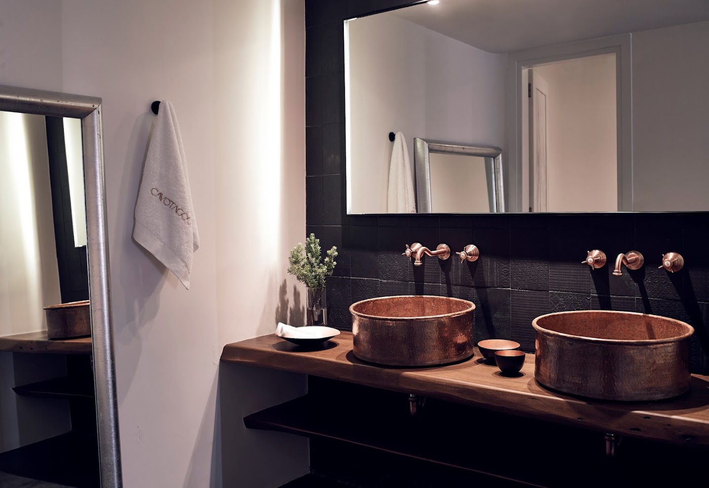Cavo Tagoo Santorini, dog-friendly hotel, photo 4