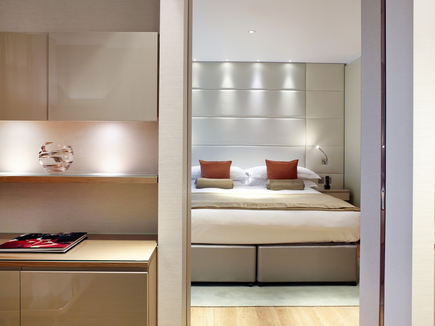 Cheval Three Quays at The Tower of London, dog-friendly hotel, photo 5