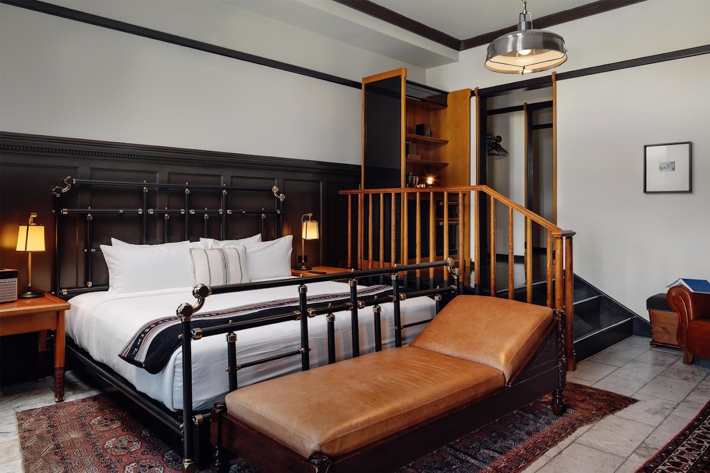 Chicago Athletic Association, dog-friendly hotel, photo 5