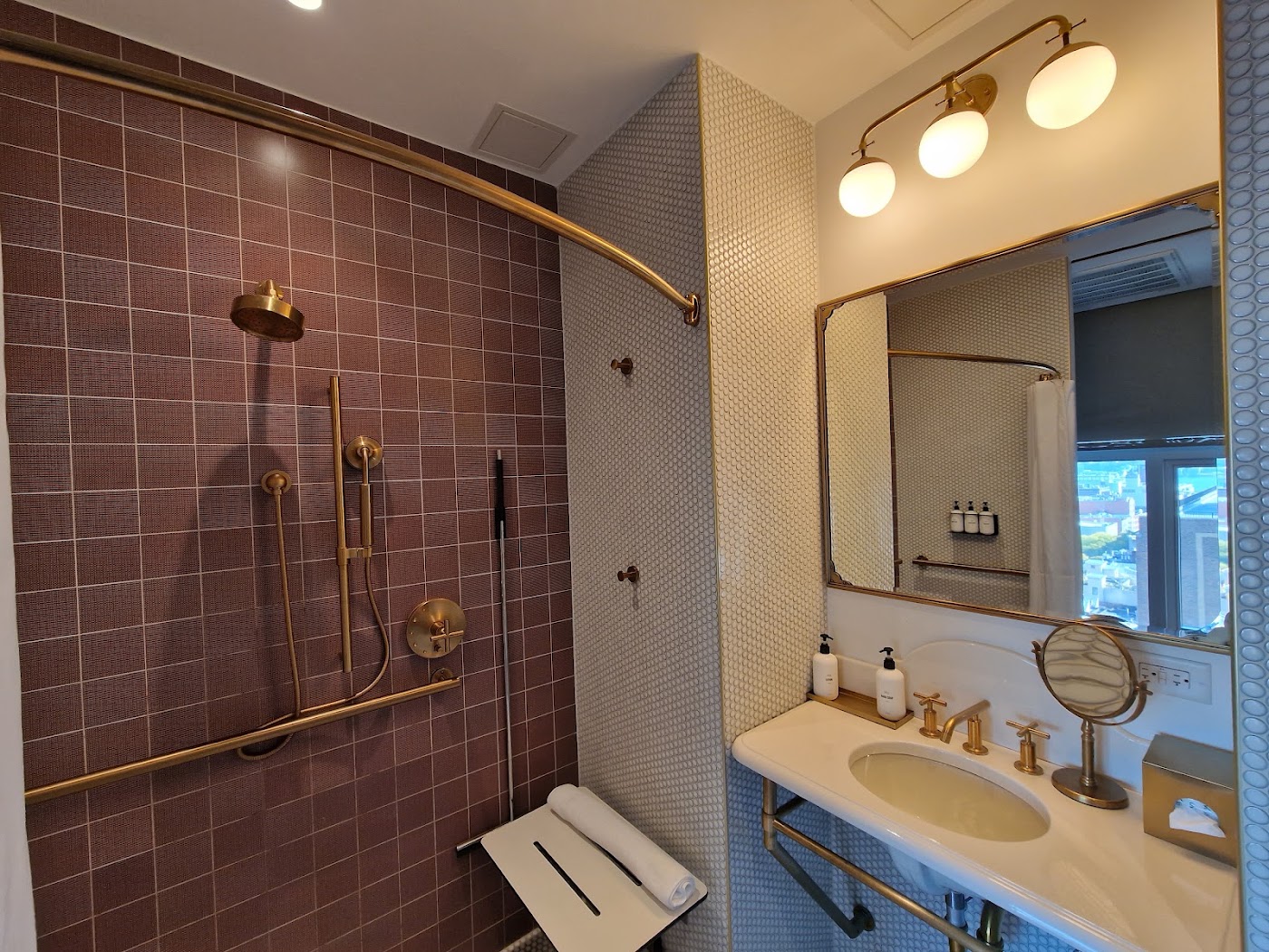 CIVILIAN Hotel, dog-friendly hotel, photo 3