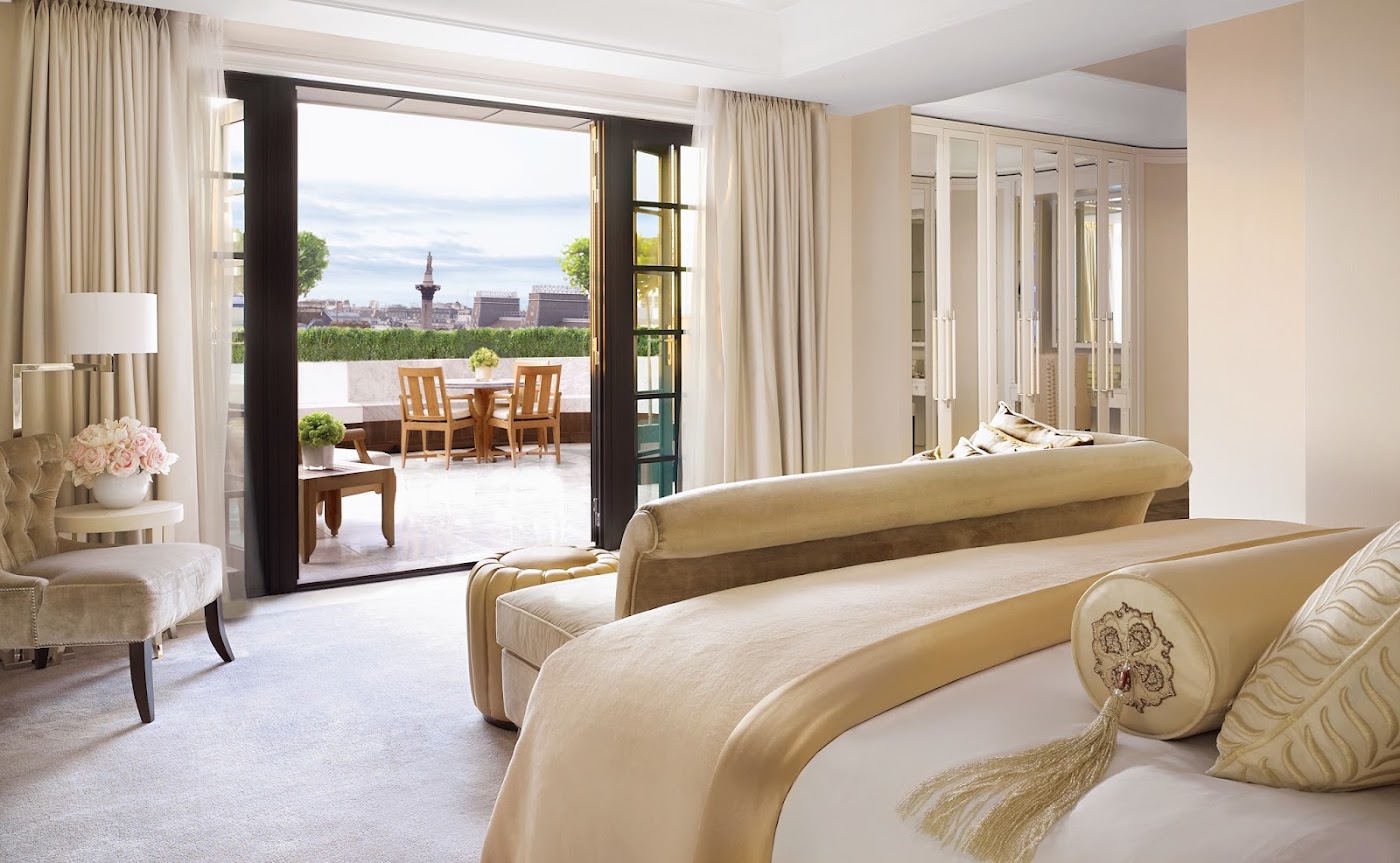 Corinthia London, dog-friendly hotel, photo 2