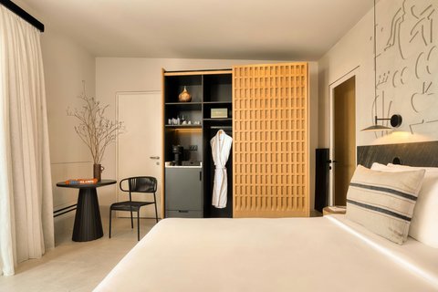 Domes Novos Santorini, Autograph Collection, dog-friendly hotel, photo 5