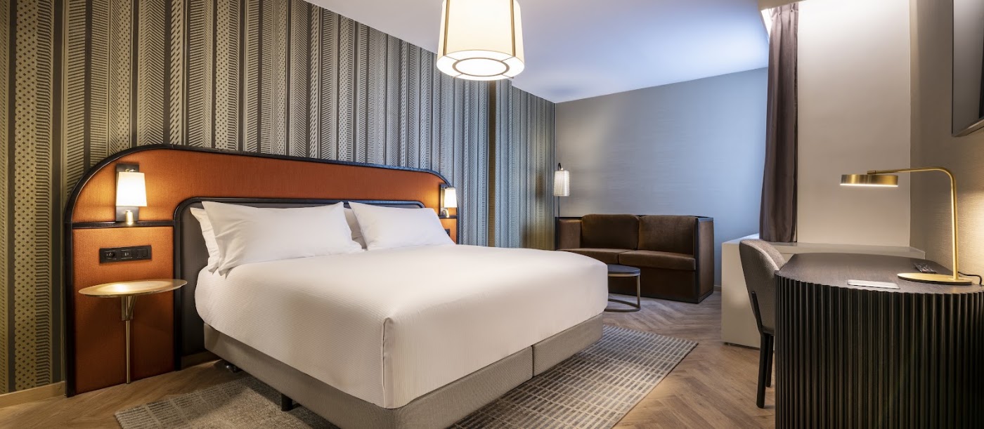 DoubleTree by Hilton Brussels City, dog-friendly hotel, photo 2