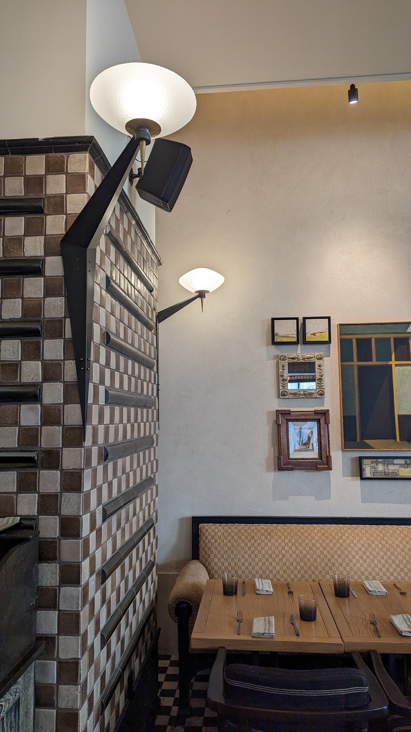 Downtown Los Angeles Proper Hotel, dog-friendly hotel, photo 4