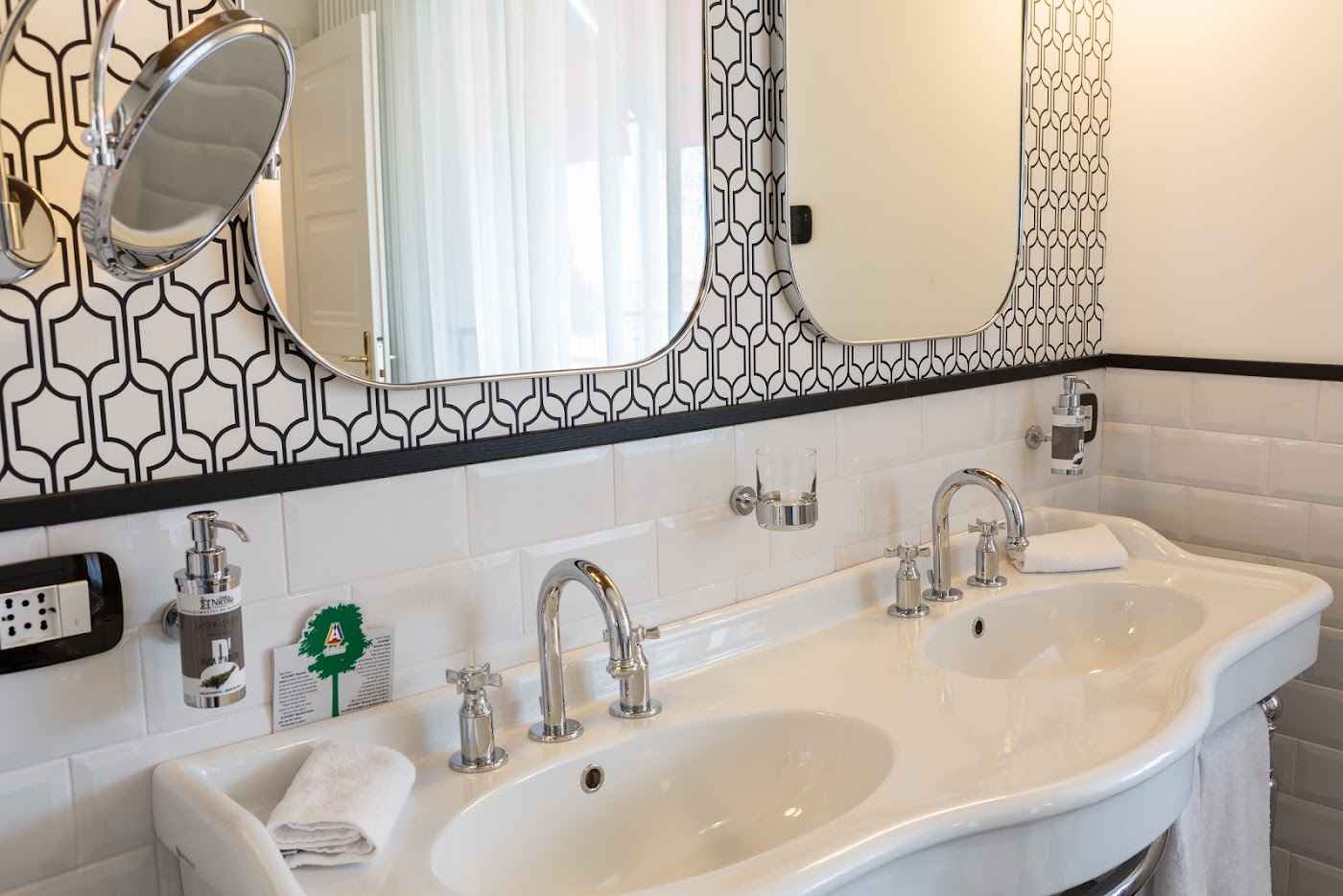 Duca d'Aosta Hotel, dog-friendly hotel, photo 3