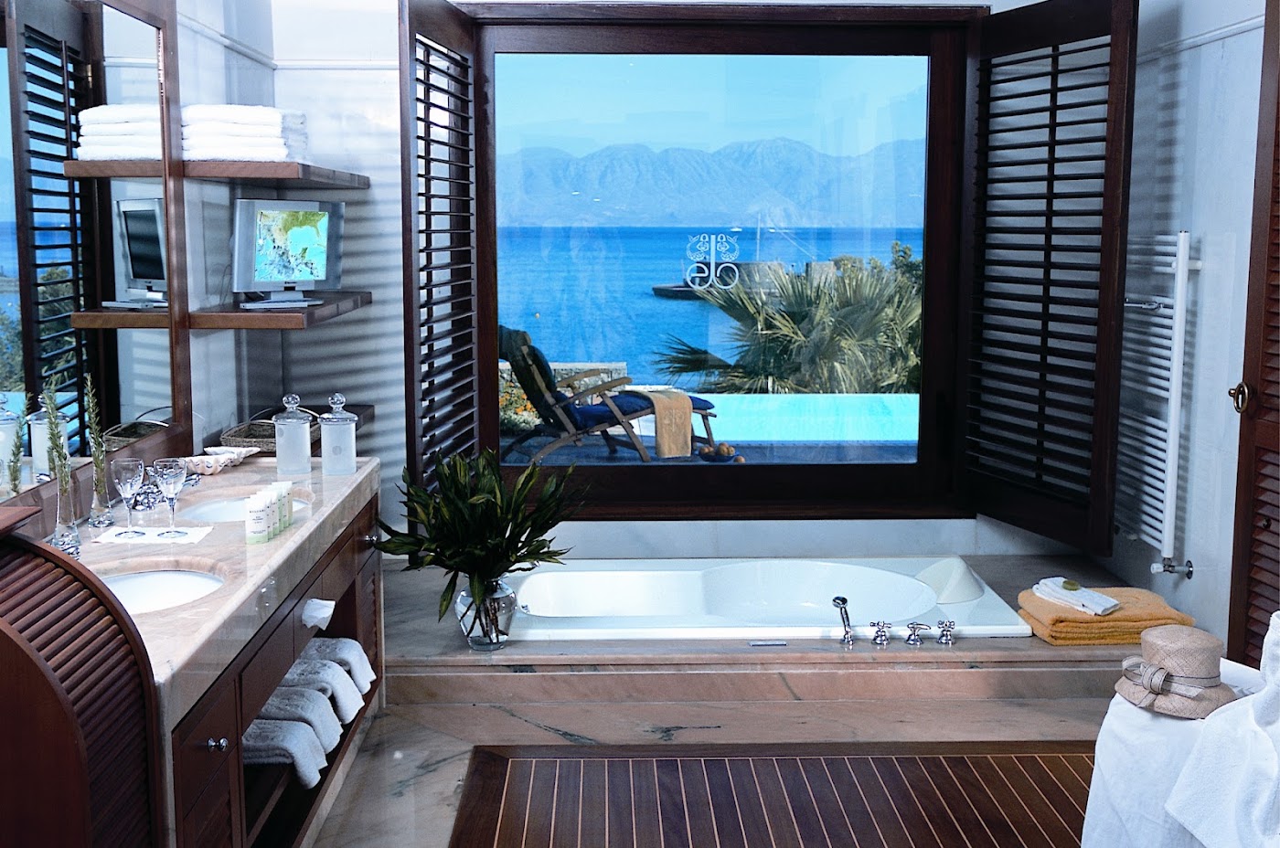 Elounda Beach Hotel & Villas, dog-friendly hotel, photo 4