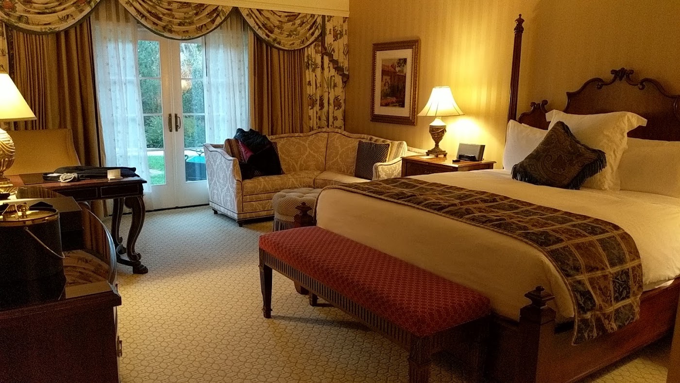 Fairmont Grand Hotel Geneva, dog-friendly hotel, photo 2