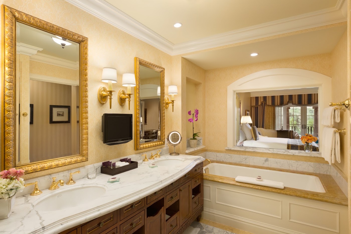 Fairmont Grand Hotel Geneva, dog-friendly hotel, photo 4