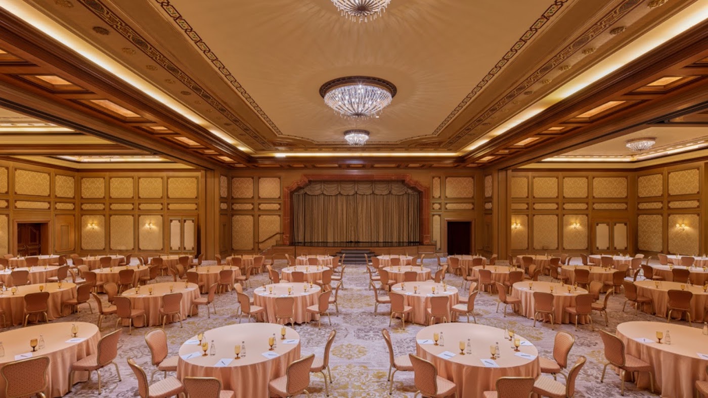 Fairmont Grand Hotel Geneva, dog-friendly hotel, photo 5