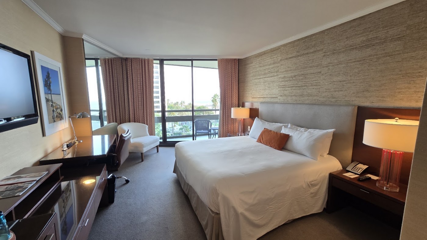 Fairmont Miramar Hotel and Bungalows, dog-friendly hotel, photo 2