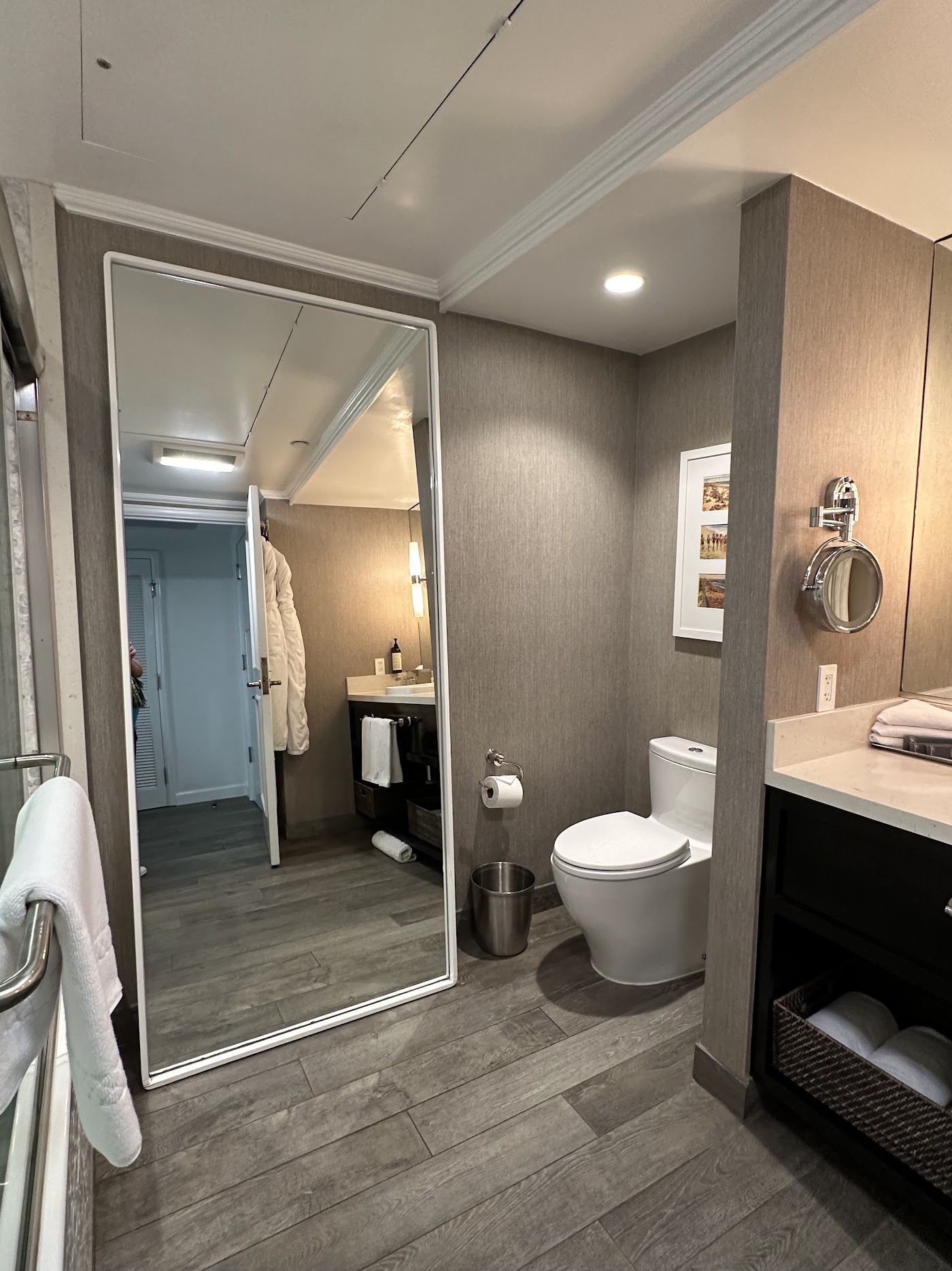 Fairmont Miramar Hotel and Bungalows, dog-friendly hotel, photo 4