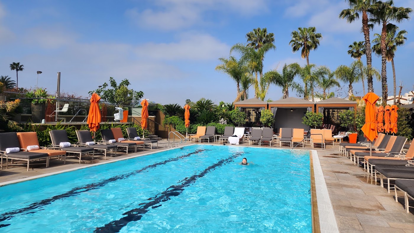 Four Seasons Hotel Los Angeles at Beverly Hills, dog-friendly hotel, photo 3