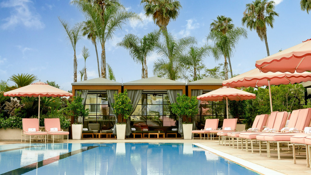 Four Seasons Hotel Los Angeles at Beverly Hills, dog-friendly hotel, photo 5