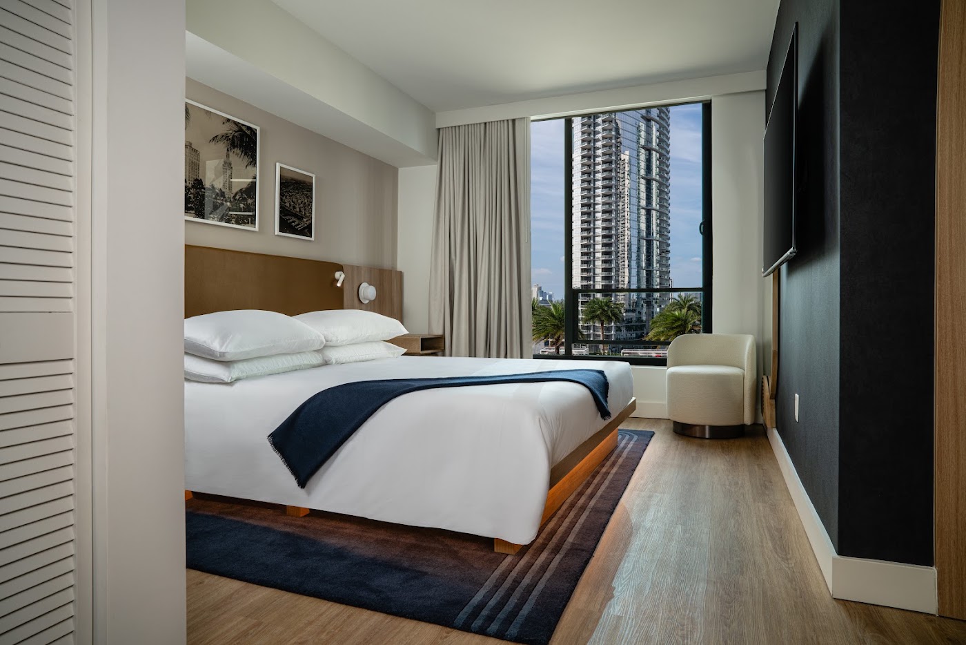 Gale Miami Hotel and Residences, dog-friendly hotel, photo 2