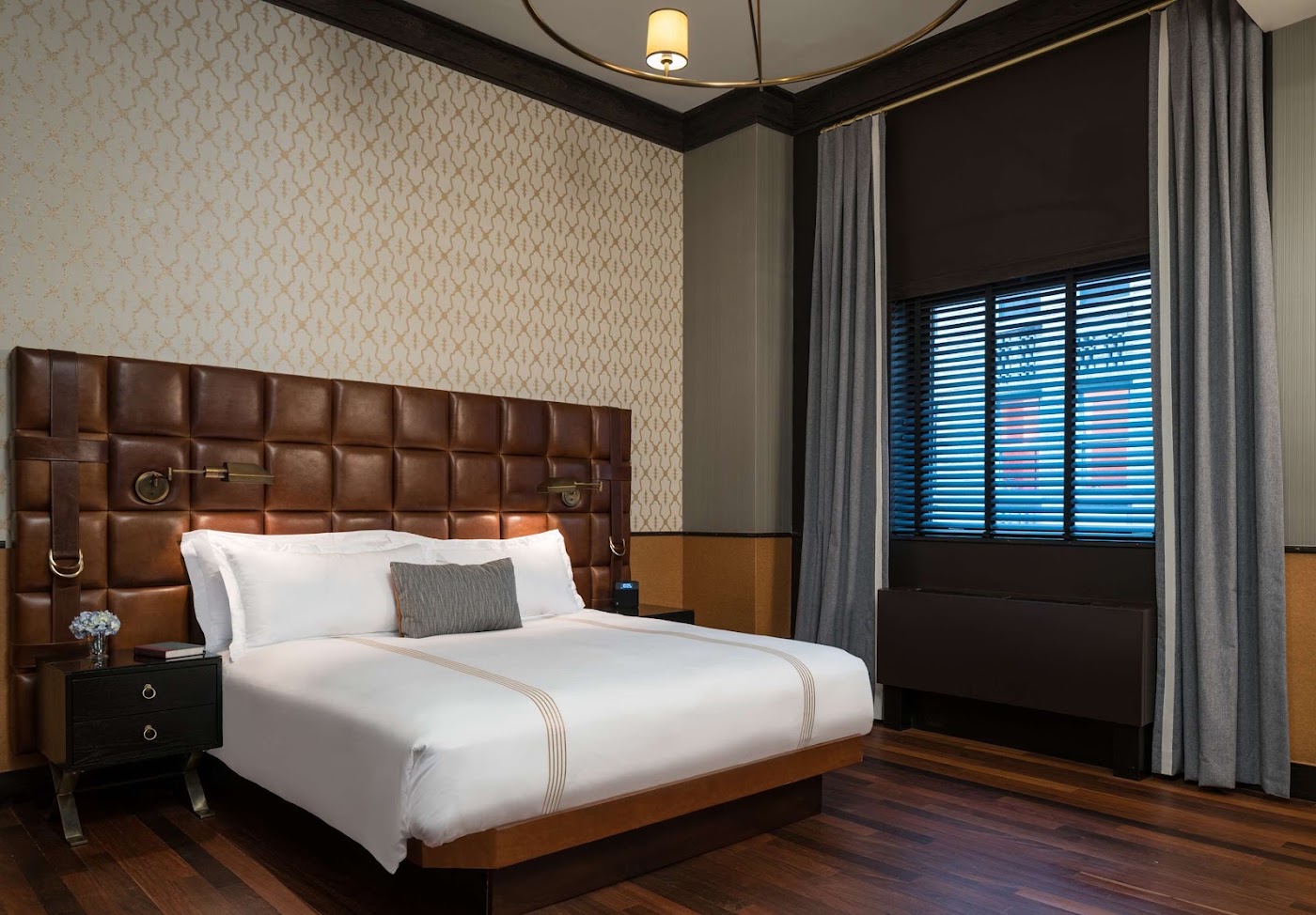 Gild Hall, A Thompson Hotel, dog-friendly hotel, photo 2