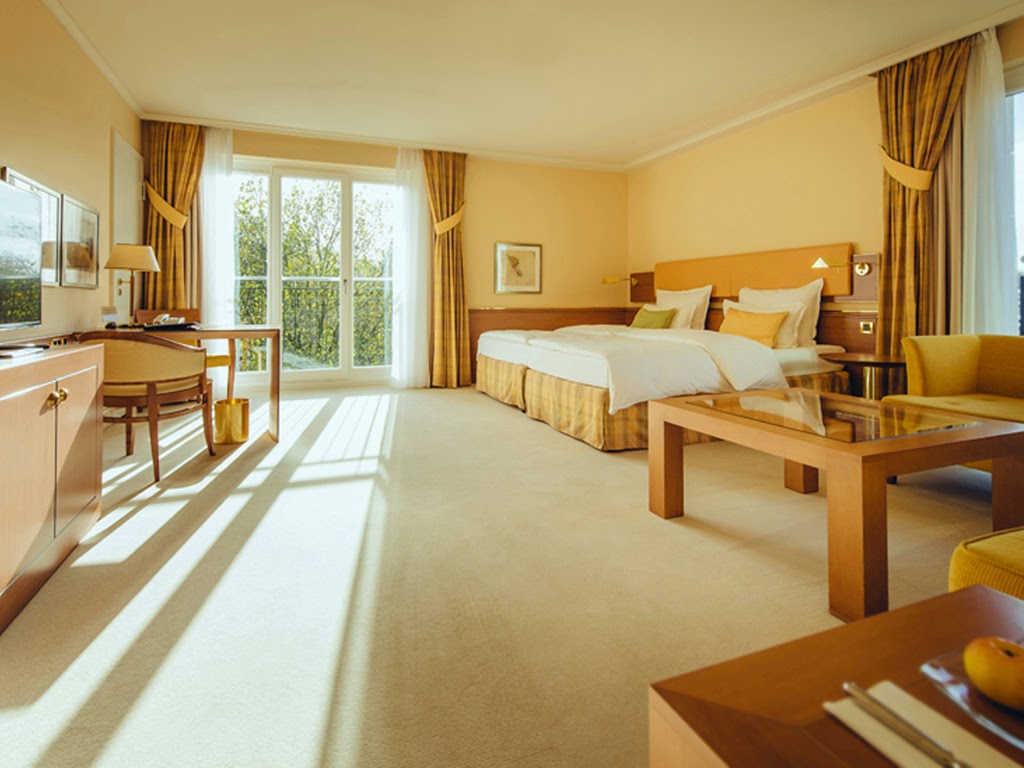 Grand Elysée Hamburg, dog-friendly hotel, photo 5