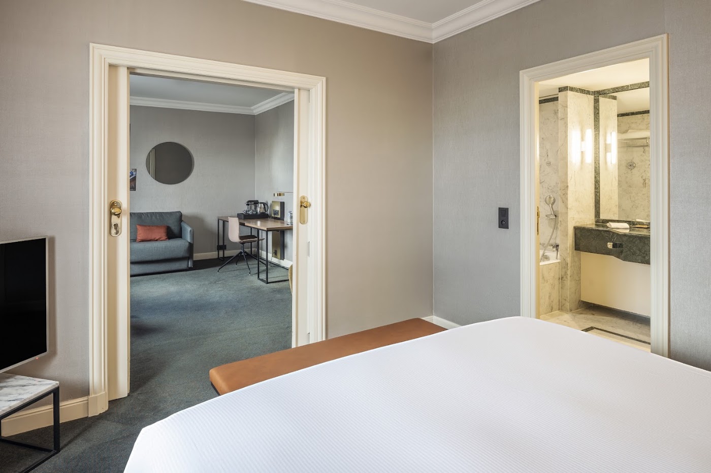 Hilton Brussels Grand Place, dog-friendly hotel, photo 4
