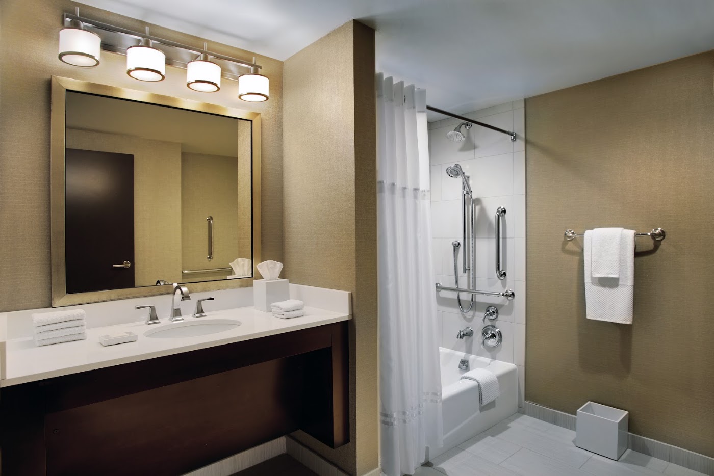 Hilton Chicago, dog-friendly hotel, photo 4