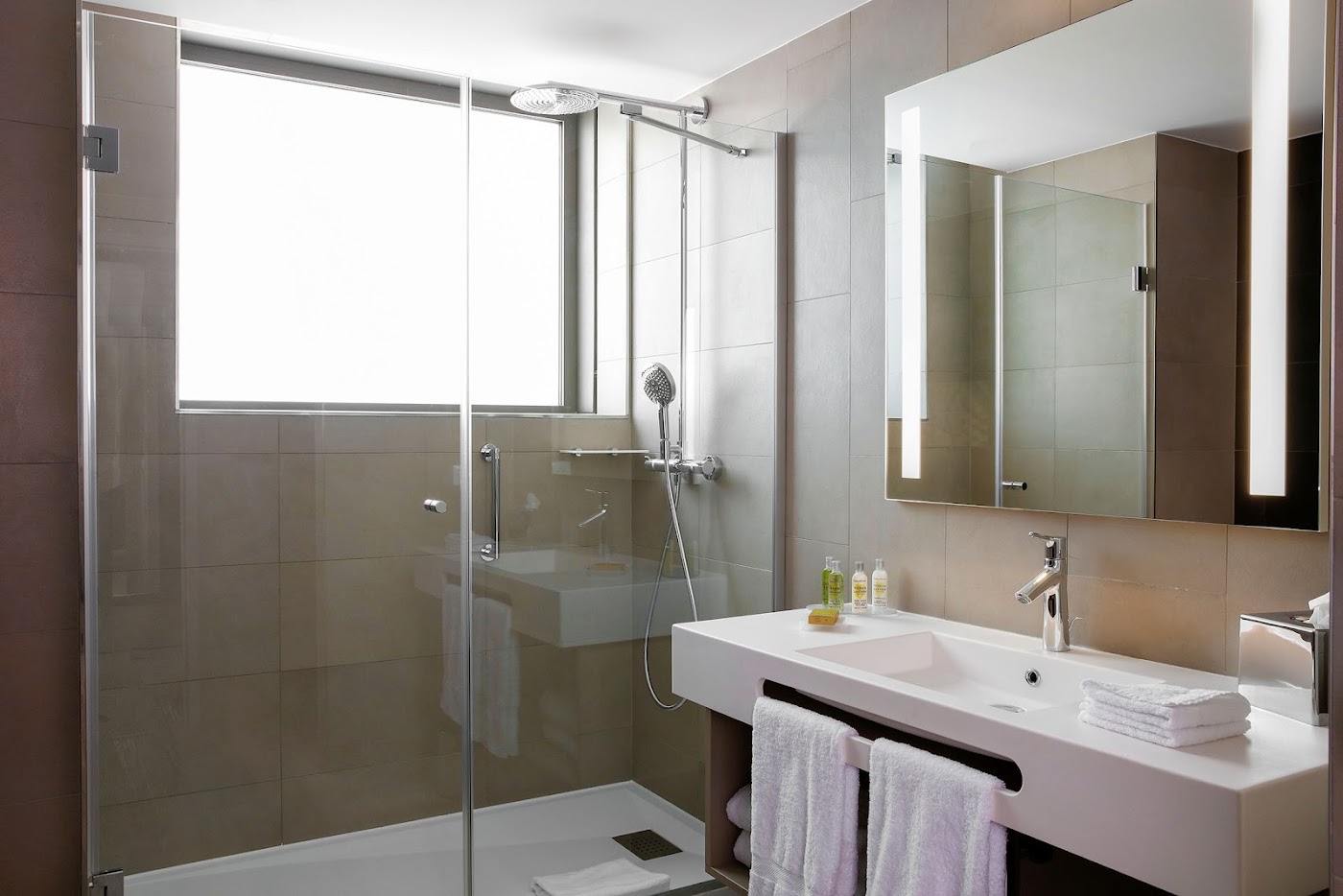 Hilton Garden Inn Bordeaux Centre, dog-friendly hotel, photo 4