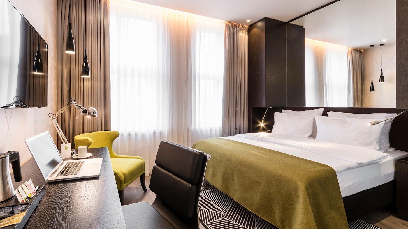 Holiday Inn Dresden - Am Zwinger, dog-friendly hotel, photo 2