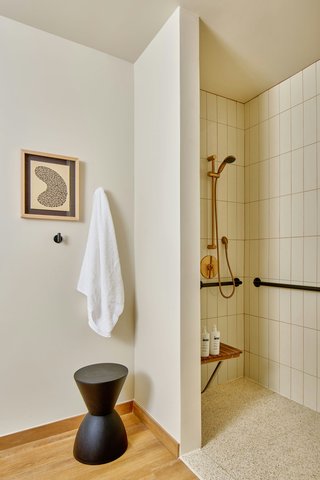 Hollywood Volume, dog-friendly hotel, photo 4