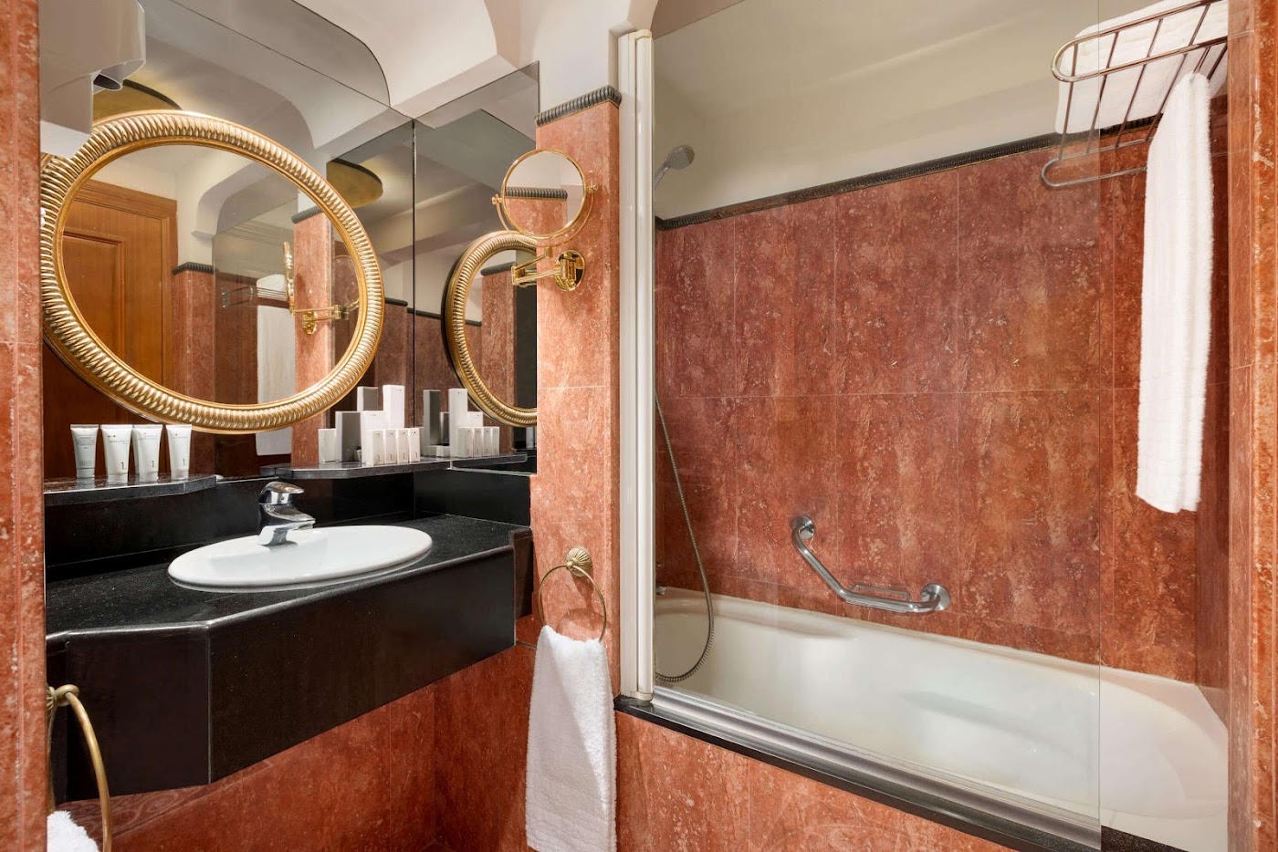 Hotel Avenue Louise Brussels - Trademark Collection by Wyndham, dog-friendly hotel, photo 4