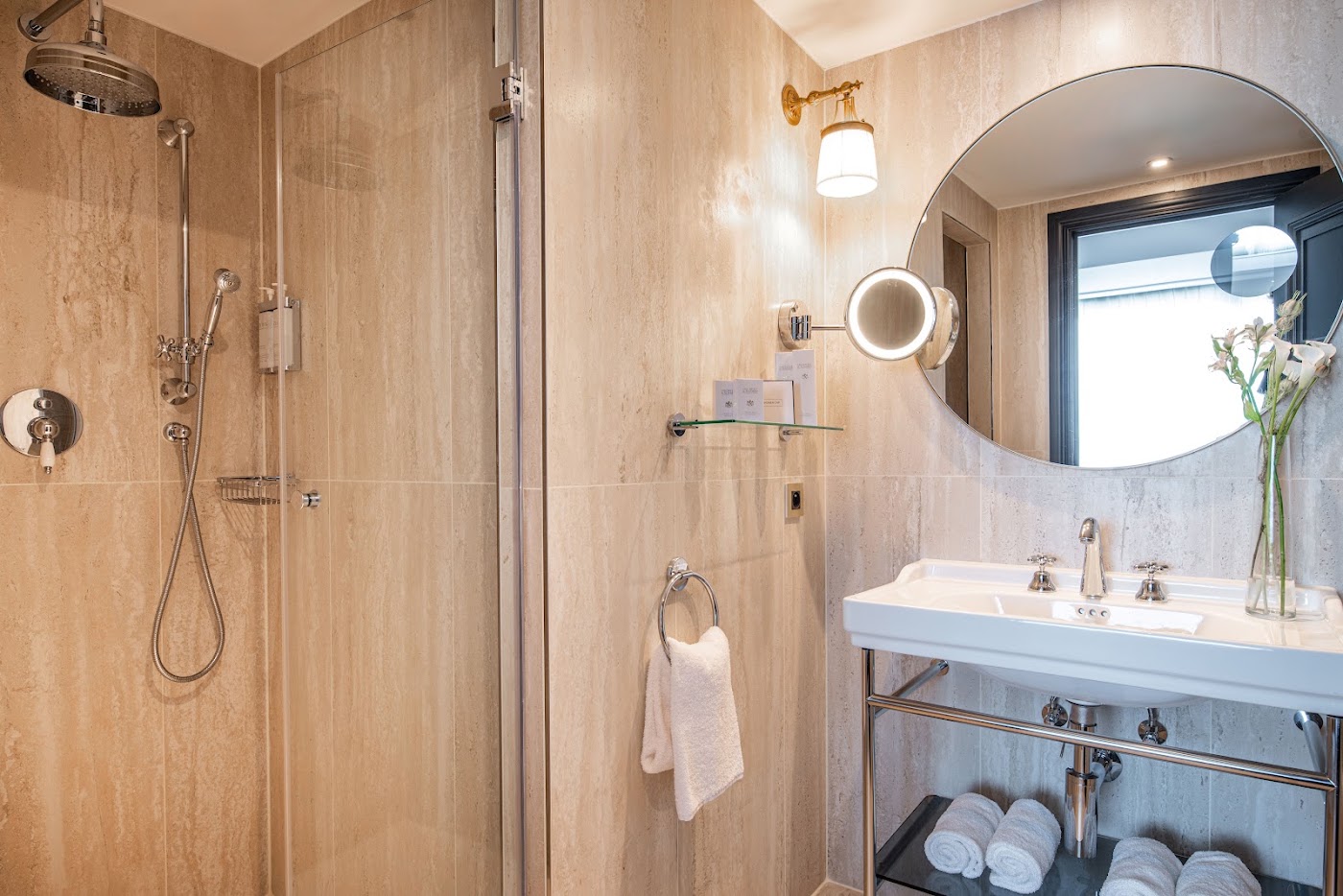 Hotel Barsey by Warwick, dog-friendly hotel, photo 3