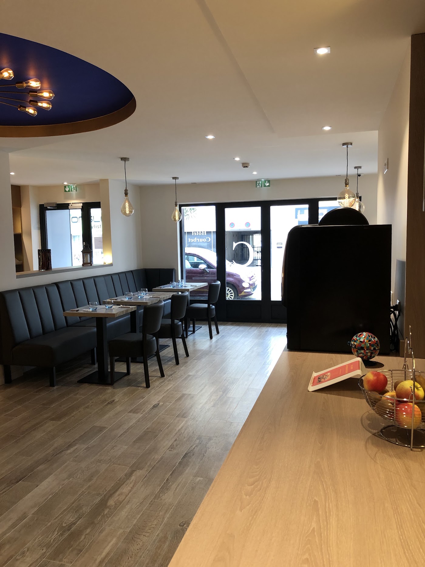 Hôtel Courbet, dog-friendly hotel, photo 4