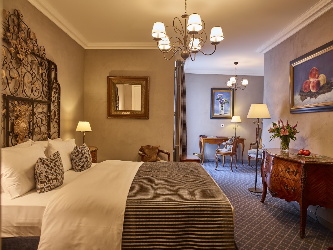 Hôtel de la Cigogne, dog-friendly hotel, photo 2