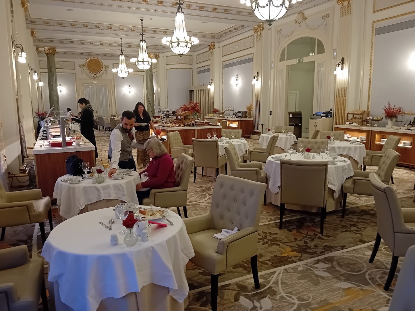 Hotel Maria Cristina, a Luxury Collection Hotel, dog-friendly hotel, photo 4