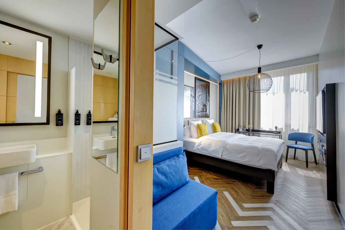 Hotel Mondial am Dom Cologne MGallery, dog-friendly hotel, photo 2