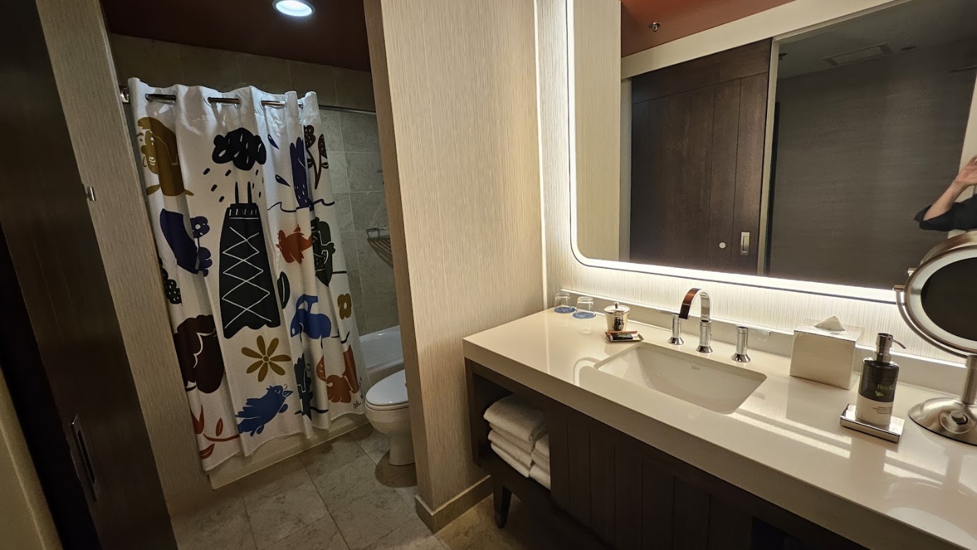 Hyatt Centric Chicago Magnificent Mile, dog-friendly hotel, photo 4