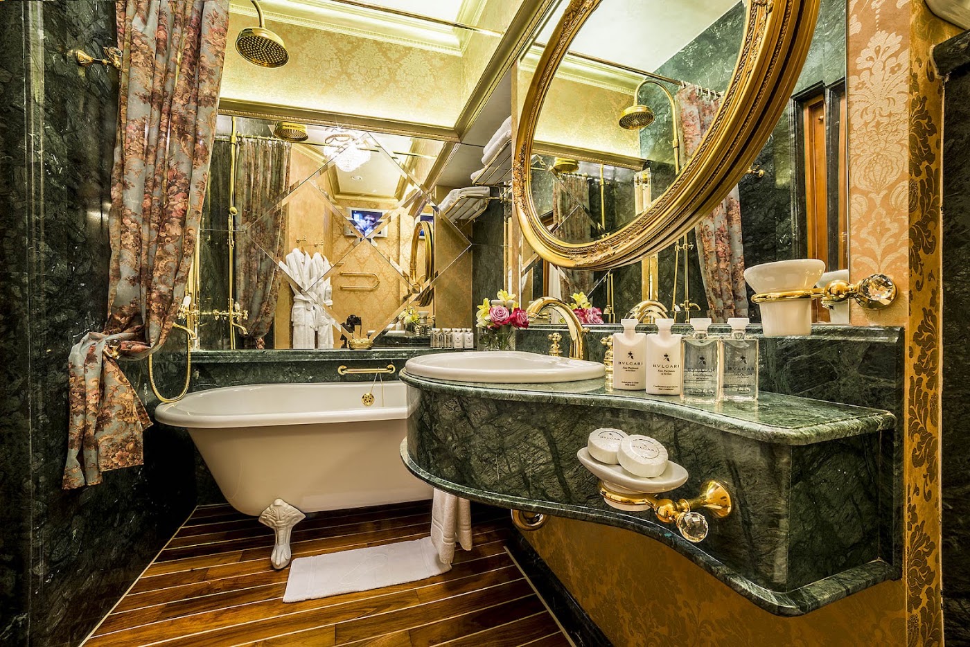 Imperial Hotel & Restaurant, dog-friendly hotel, photo 3