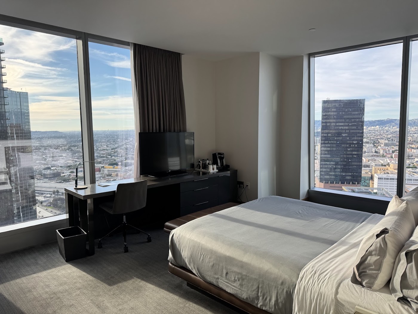 InterContinental Los Angeles Downtown, dog-friendly hotel, photo 2