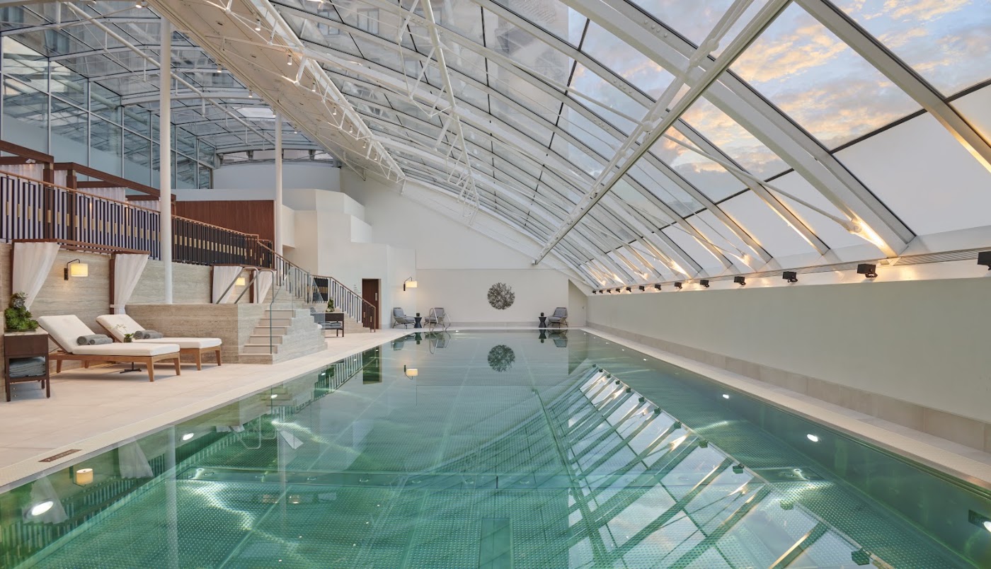 Jumeirah Carlton Tower, dog-friendly hotel, photo 3