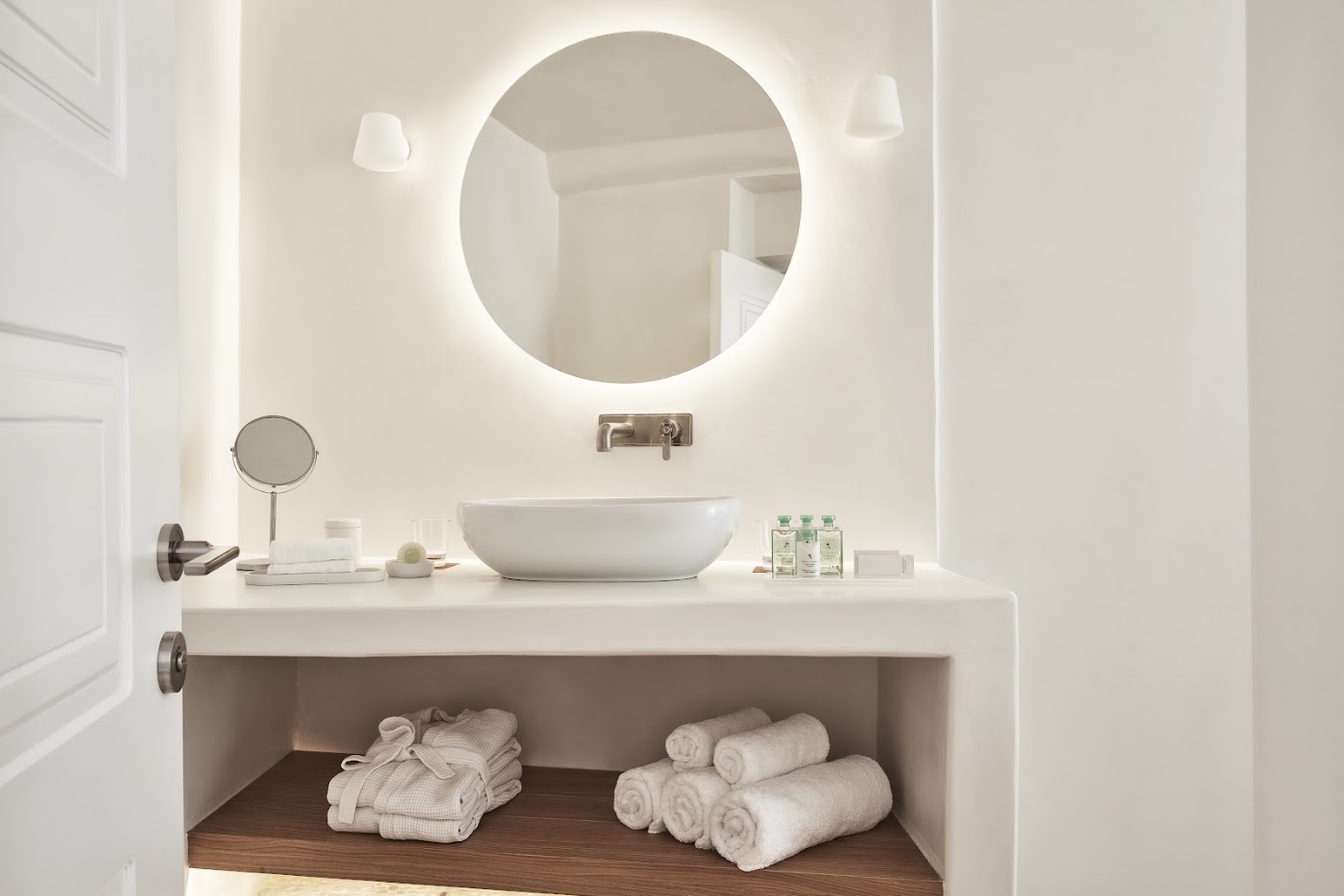 Katikies Santorini Gea House, dog-friendly hotel, photo 4