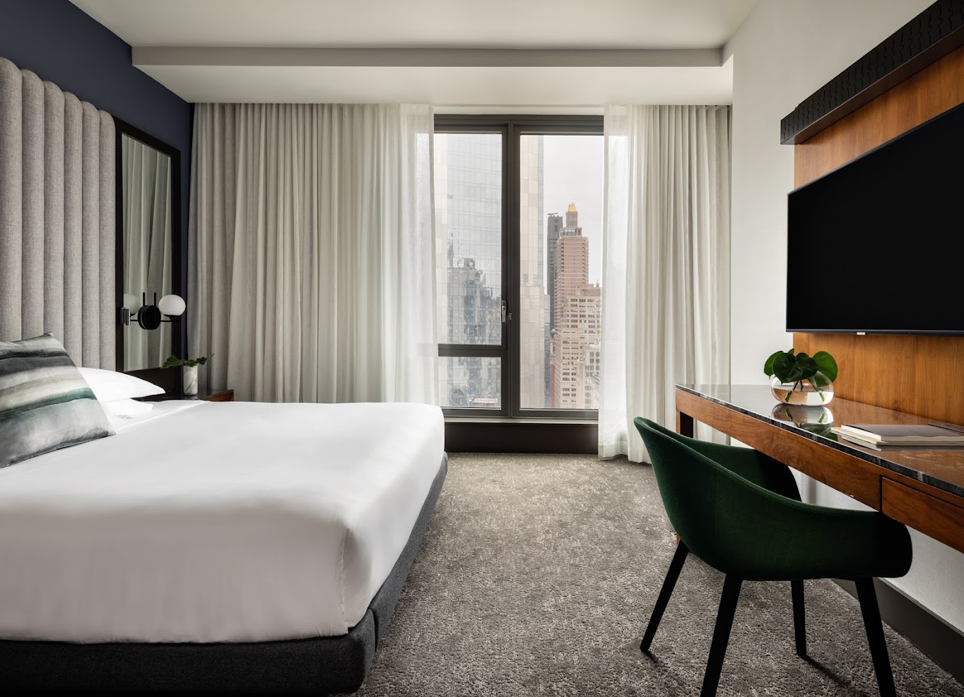 Kimpton Hotel Eventi, dog-friendly hotel, photo 2