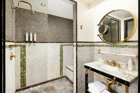 Le Méridien New York, Central Park, dog-friendly hotel, photo 3