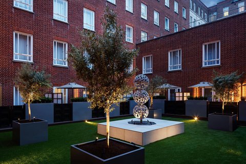 London Marriott Hotel Grosvenor Square, dog-friendly hotel, photo 5