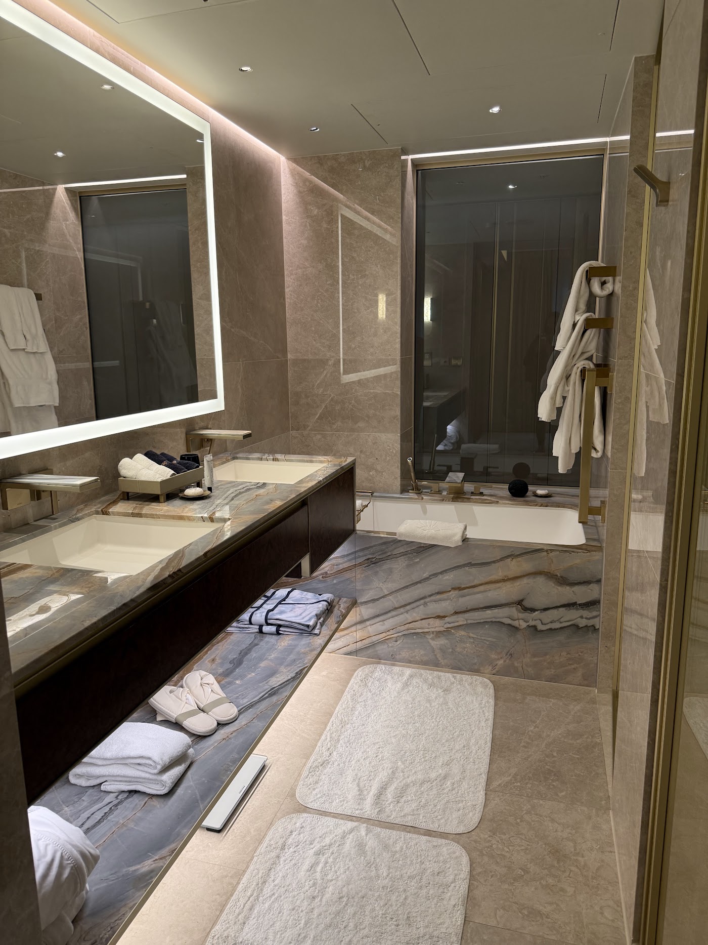 Mandarin Oriental Mayfair, dog-friendly hotel, photo 3