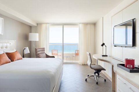 Marriott Stanton South Beach, dog-friendly hotel, photo 2