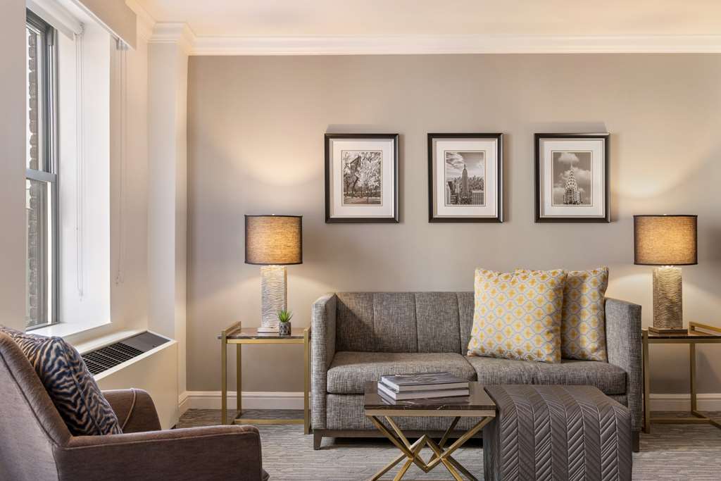 Martinique New York on Broadway, dog-friendly hotel, photo 5