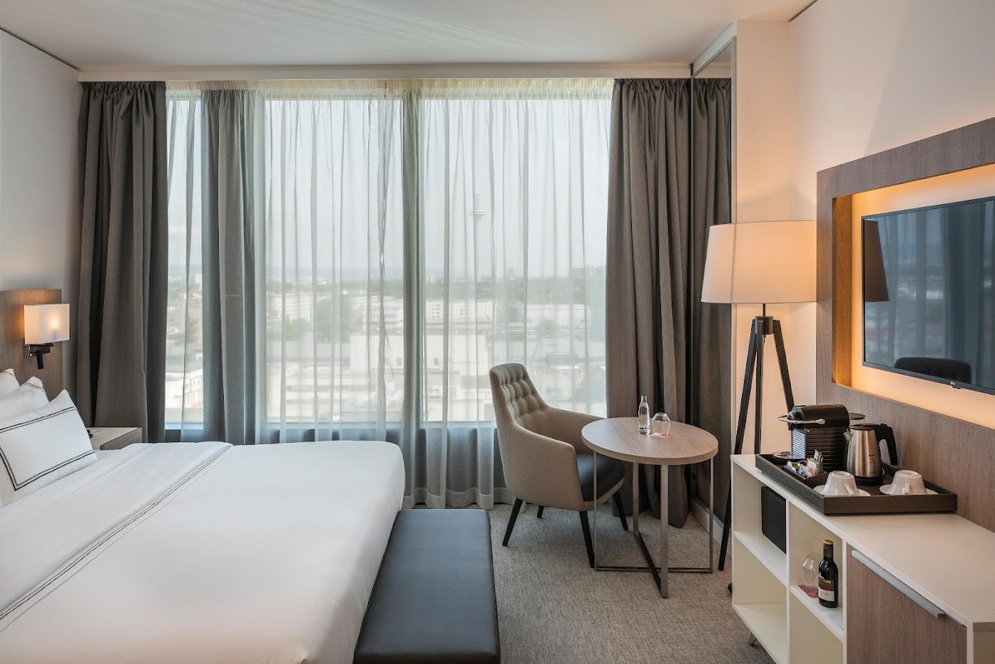 Meliá Frankfurt City, dog-friendly hotel, photo 2