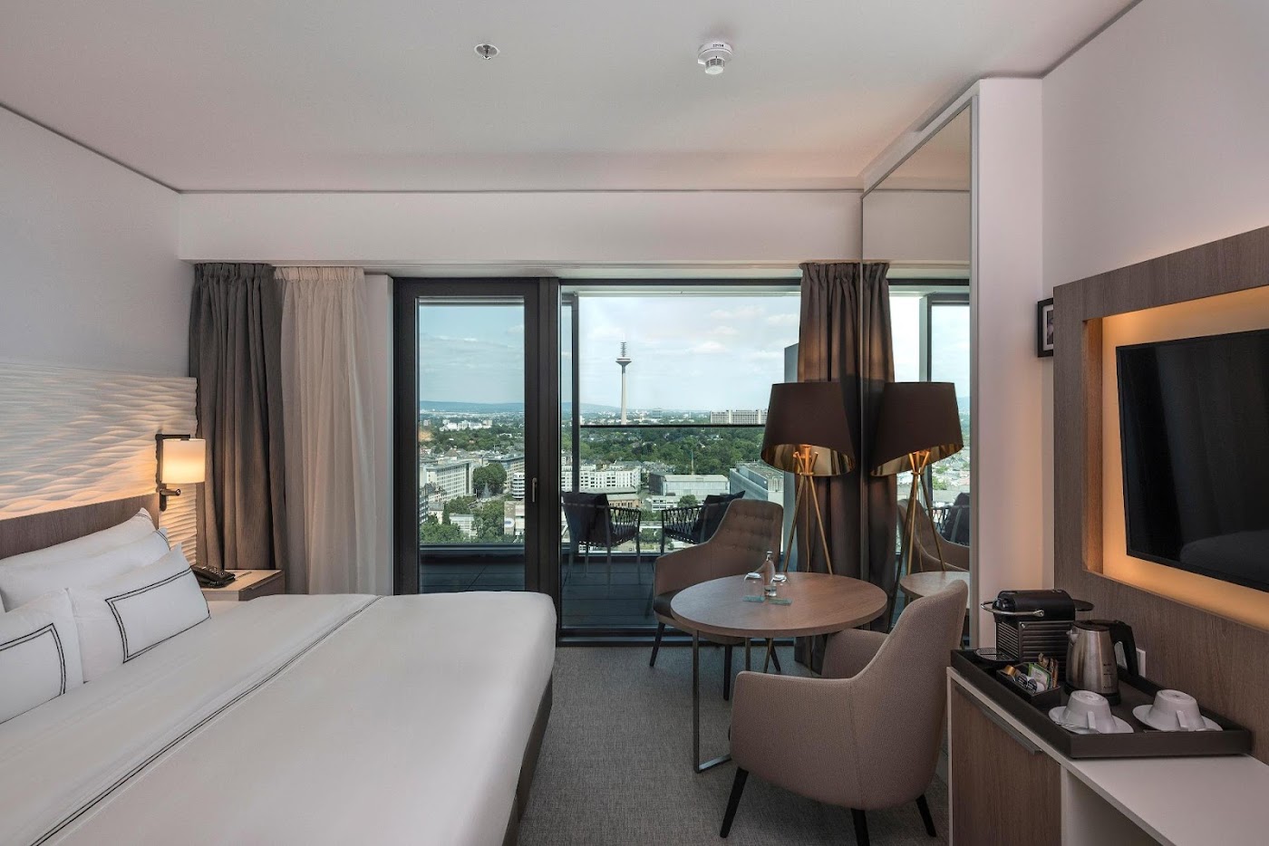 Meliá Frankfurt City, dog-friendly hotel, photo 5